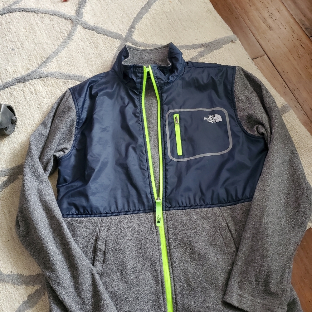 Northface boys 18/20 zip jacket